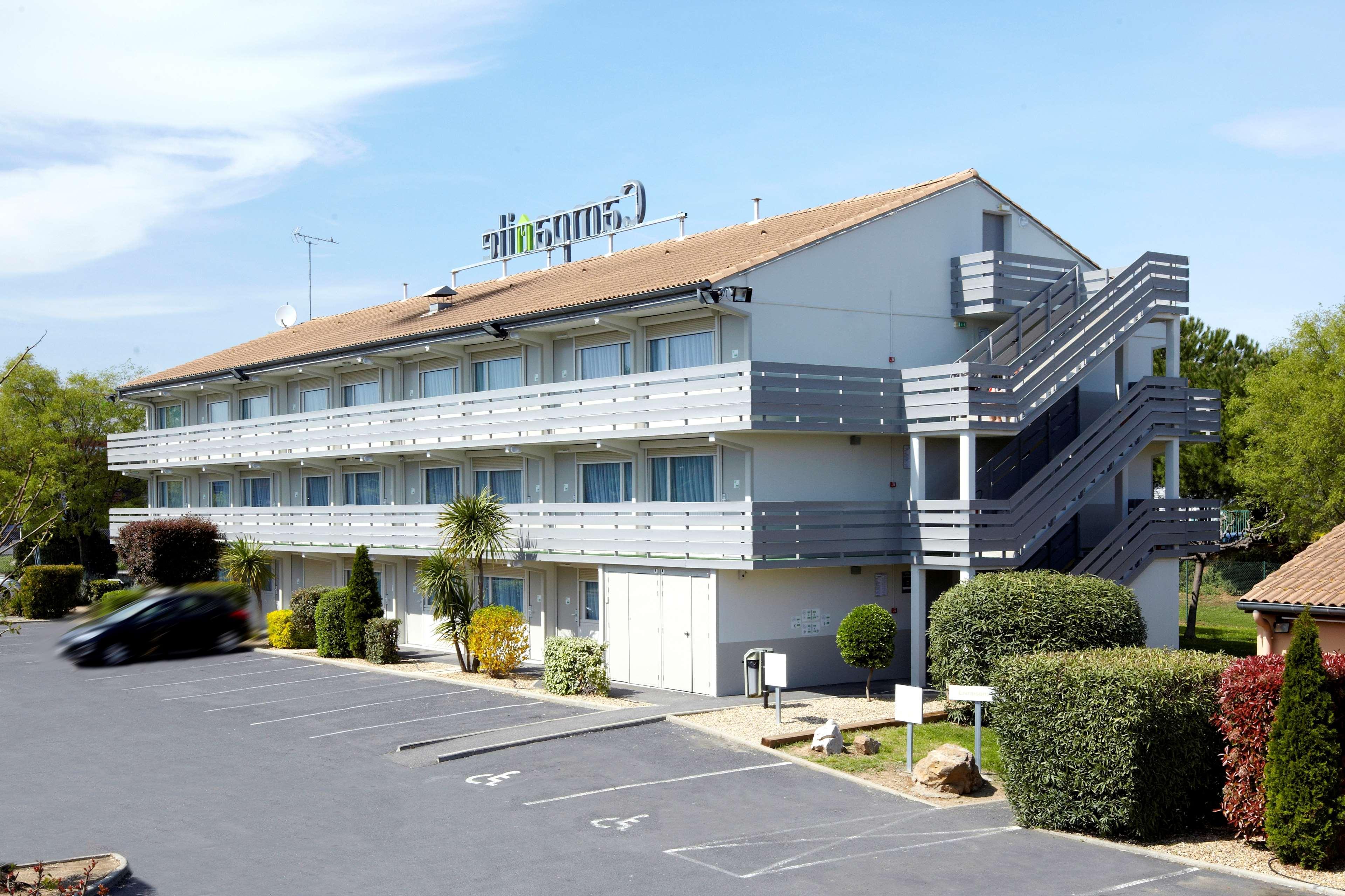 Campanile Nantes ~ Reze Aeroport Hotell Eksteriør bilde